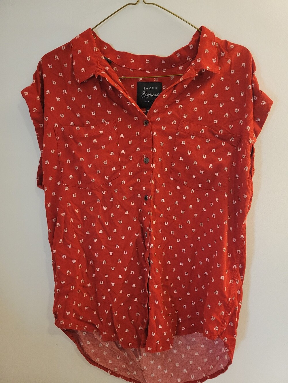 JACHS Girlfriend Red Short-Sleeve Button-Front Printed Blouse